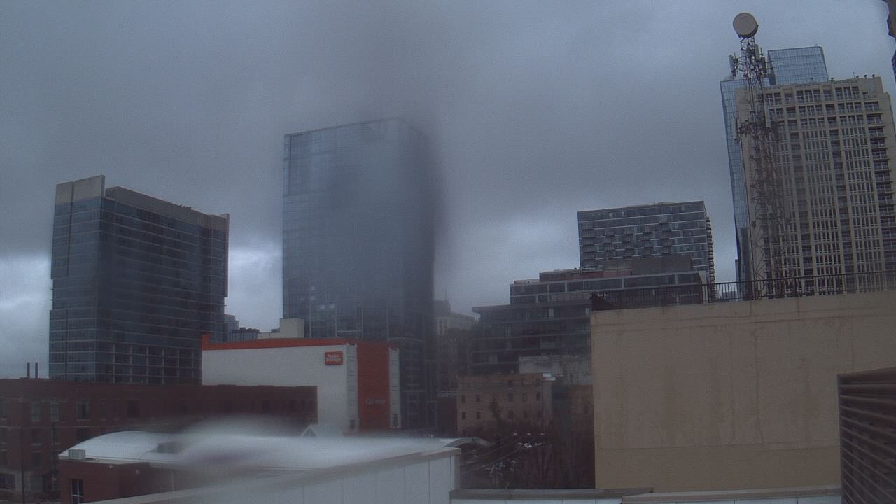 Thumbnail for current weather camera view from Old St Marys School in Chicago, Illinois