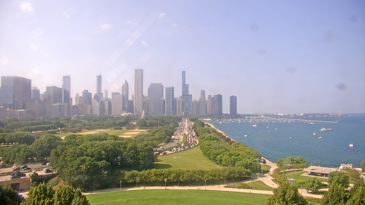 Thumbnail for current weather camera view from The Field Museum in Chicago, Illinois
