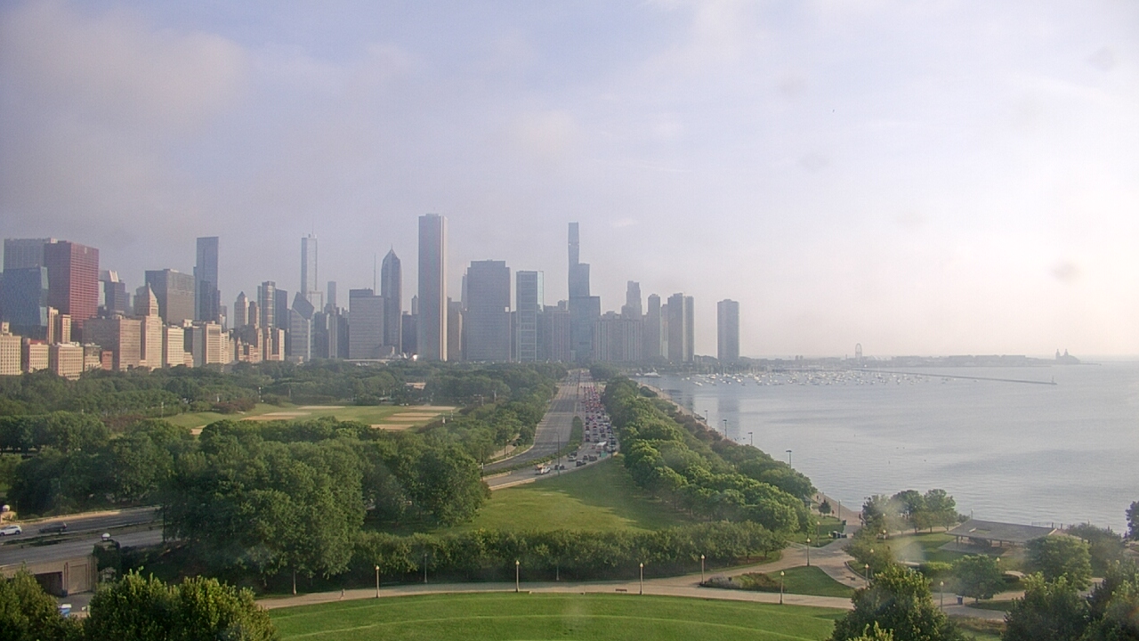 Thumbnail for current weather camera view from The Field Museum in Chicago, Illinois