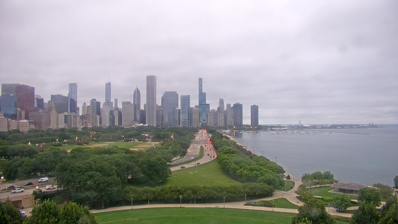 Thumbnail for current weather camera view from The Field Museum in Chicago, Illinois
