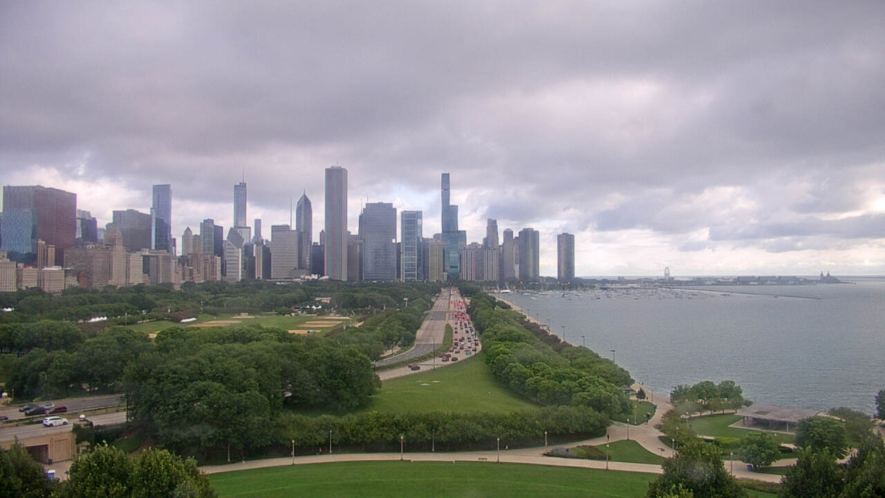 Thumbnail for current weather camera view from The Field Museum in Chicago, Illinois