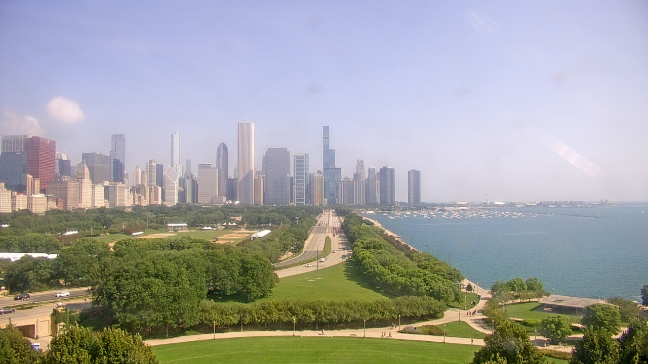 Thumbnail for current weather camera view from The Field Museum in Chicago, Illinois