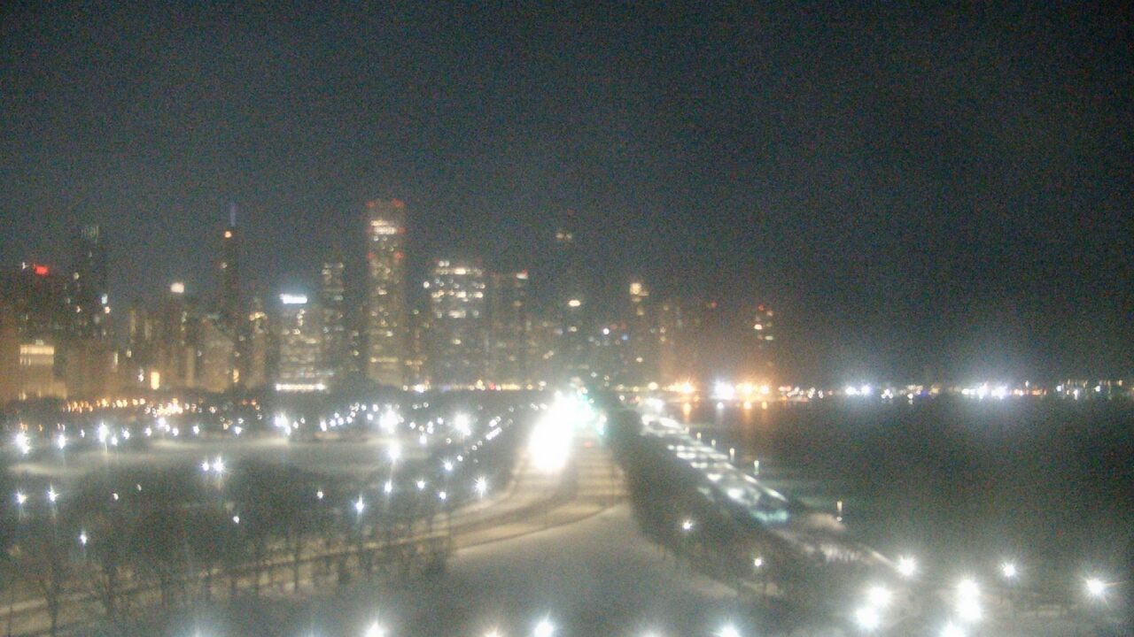 Thumbnail for current weather camera view from The Field Museum in Chicago, Illinois