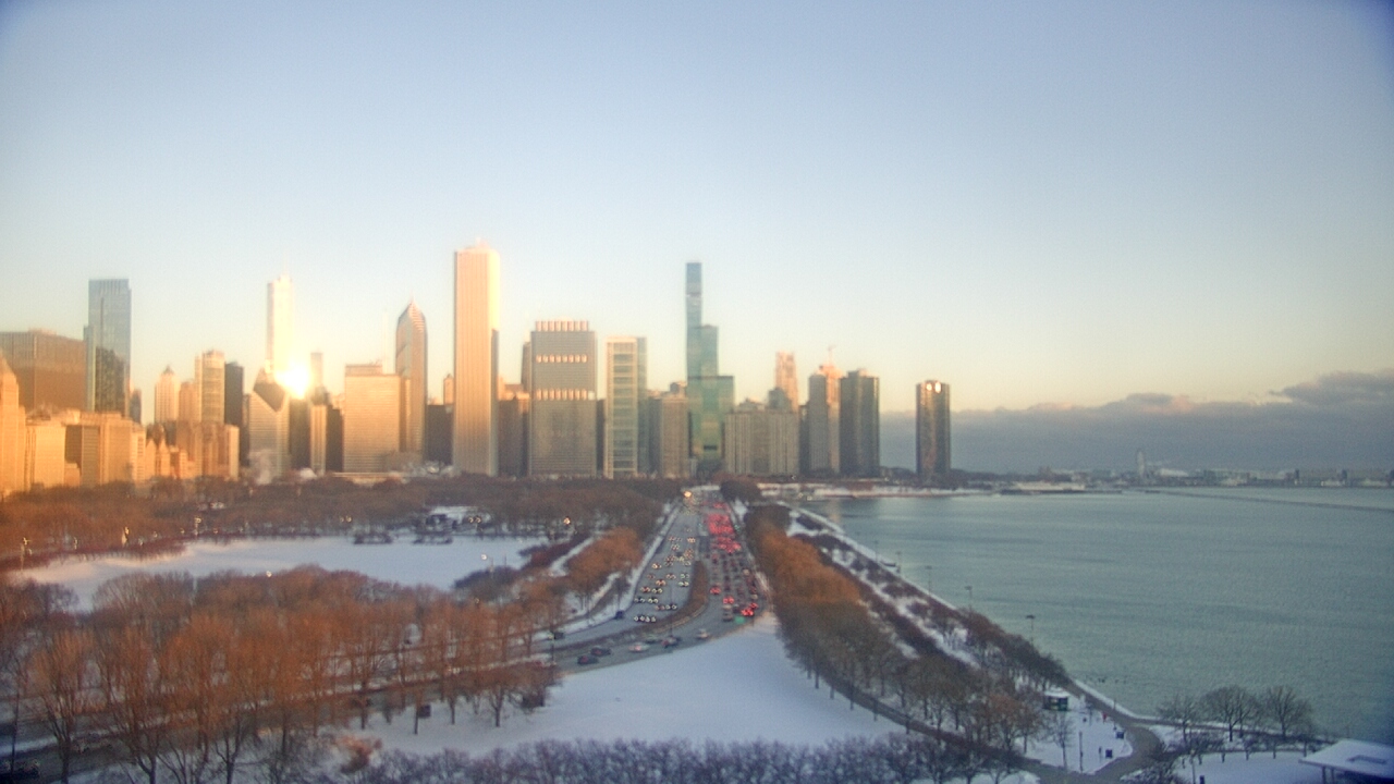 Thumbnail for current weather camera view from The Field Museum in Chicago, Illinois