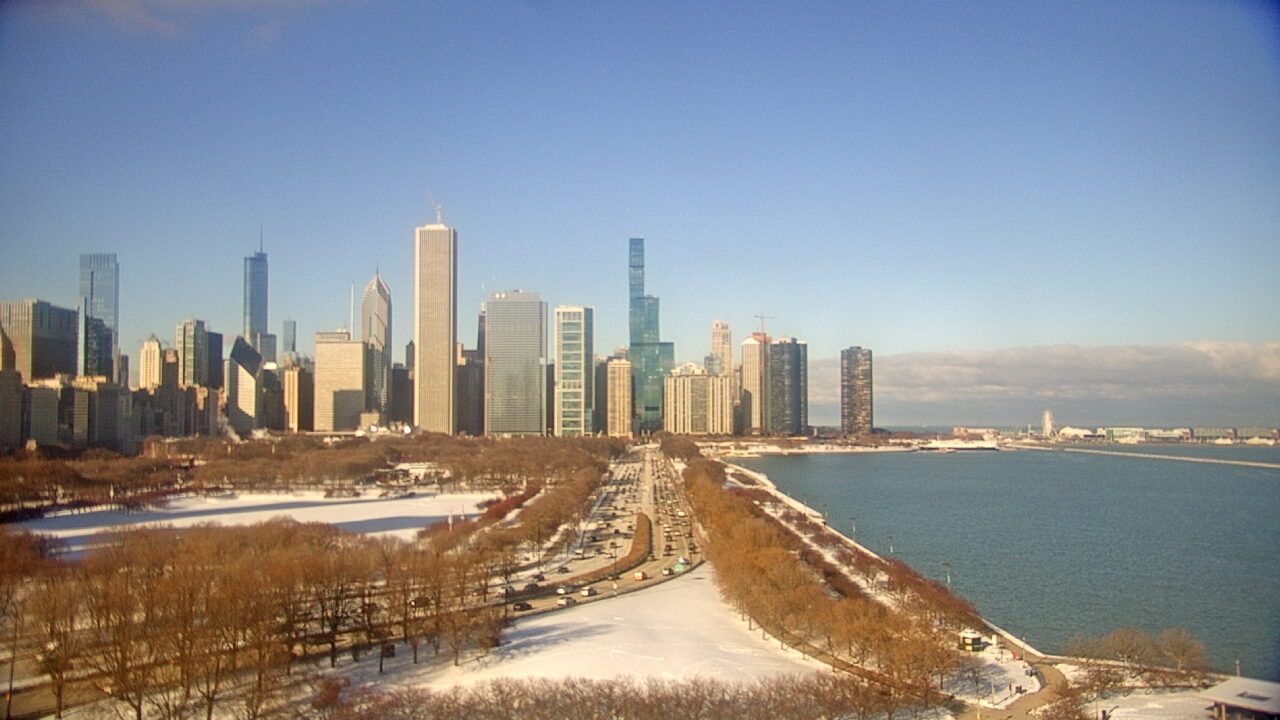 Thumbnail for current weather camera view from The Field Museum in Chicago, Illinois