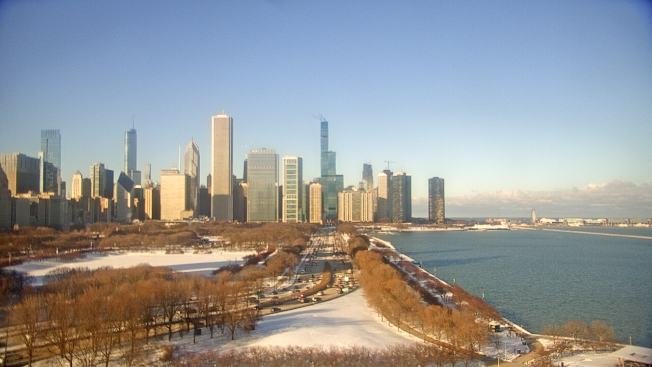 Thumbnail for current weather camera view from The Field Museum in Chicago, Illinois
