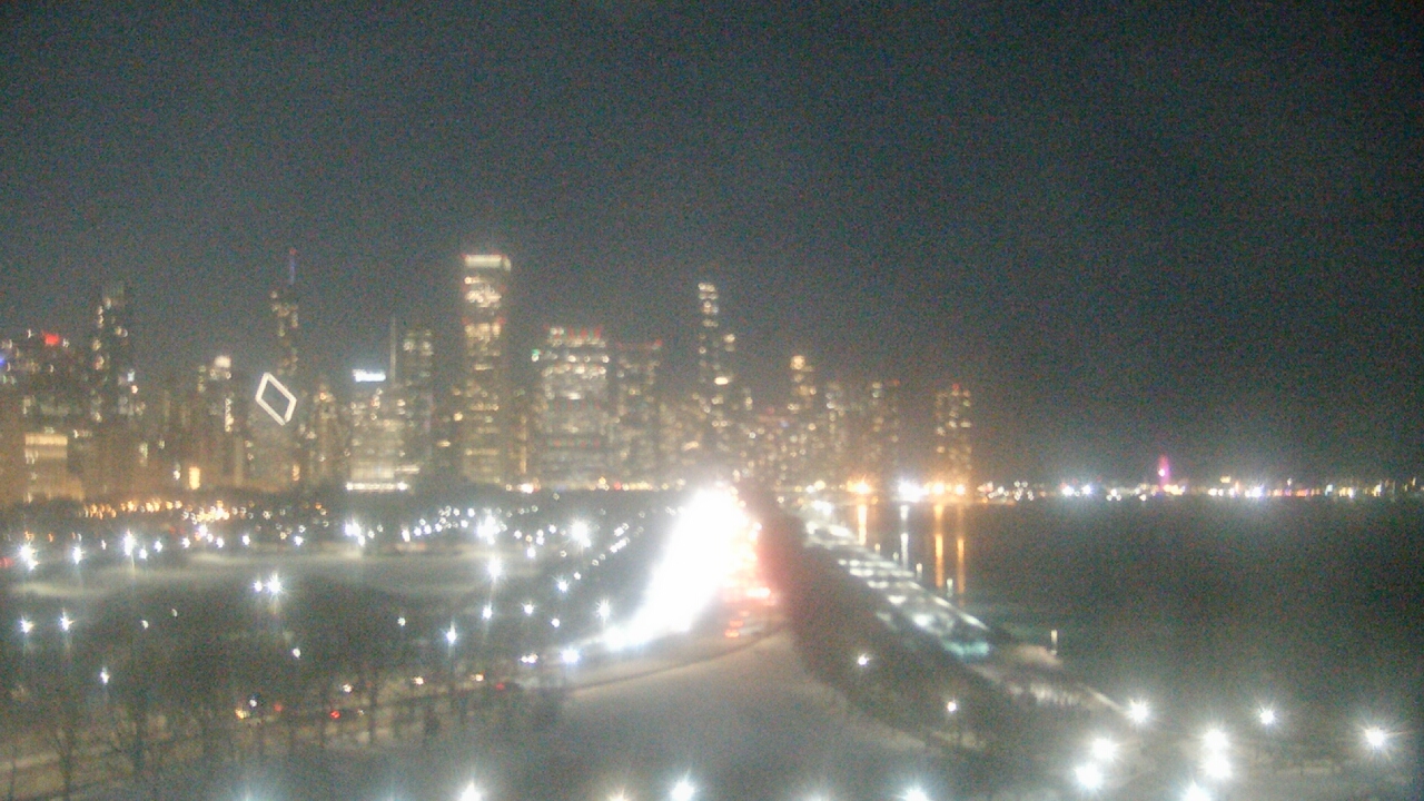 Thumbnail for current weather camera view from The Field Museum in Chicago, Illinois
