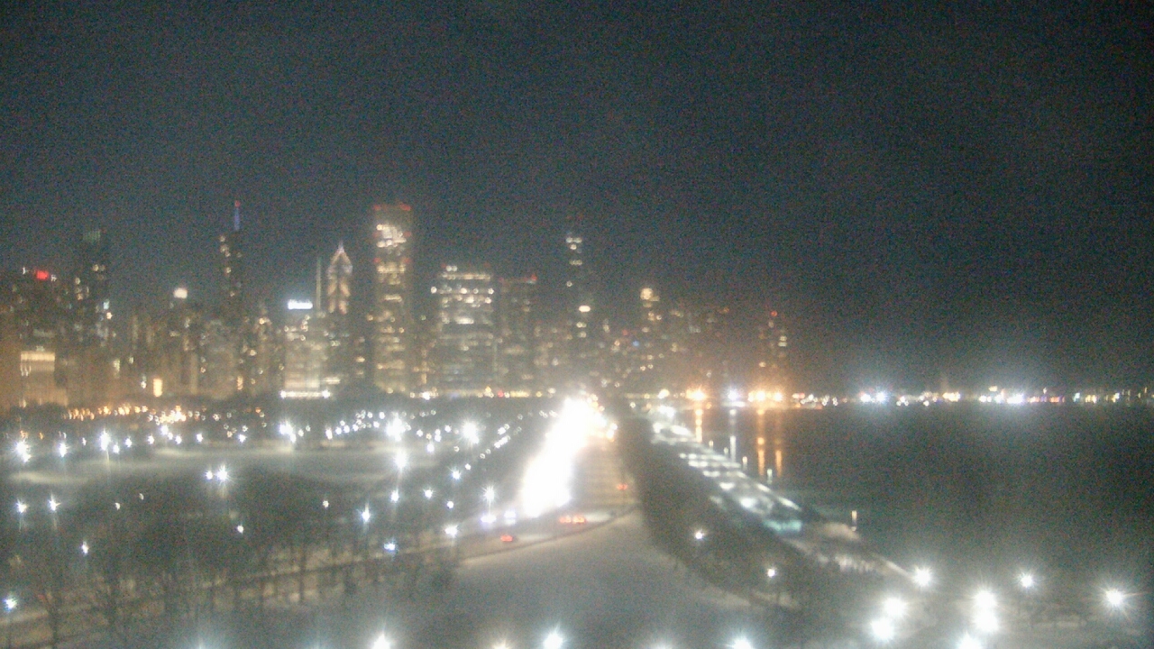 Thumbnail for current weather camera view from The Field Museum in Chicago, Illinois