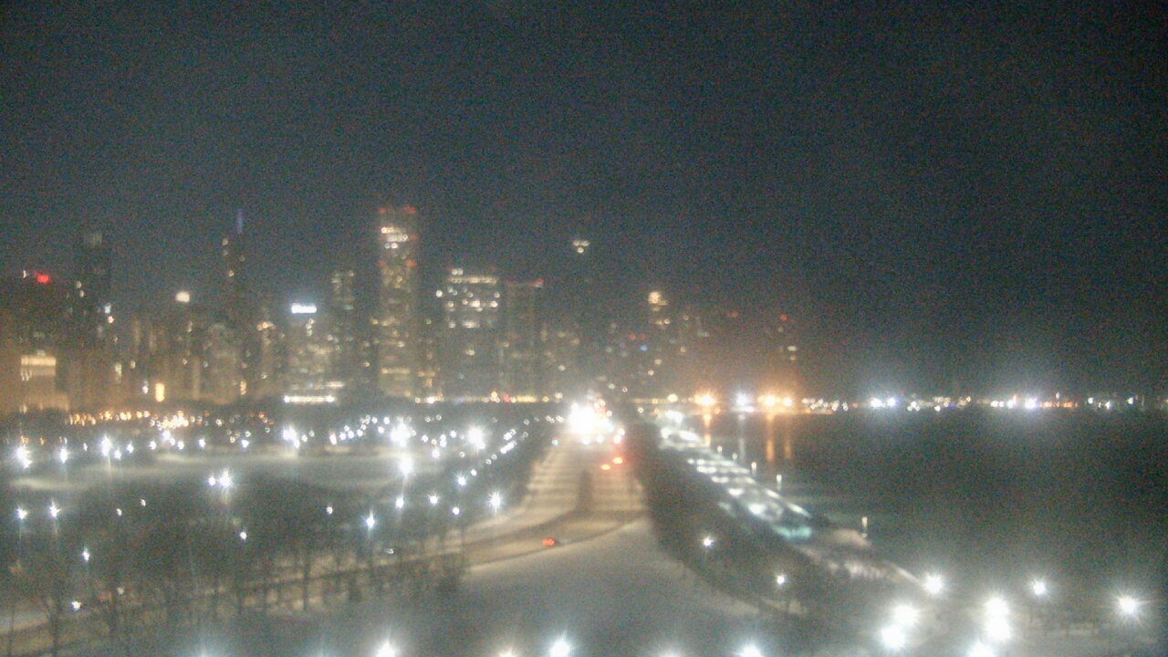 Thumbnail for current weather camera view from The Field Museum in Chicago, Illinois
