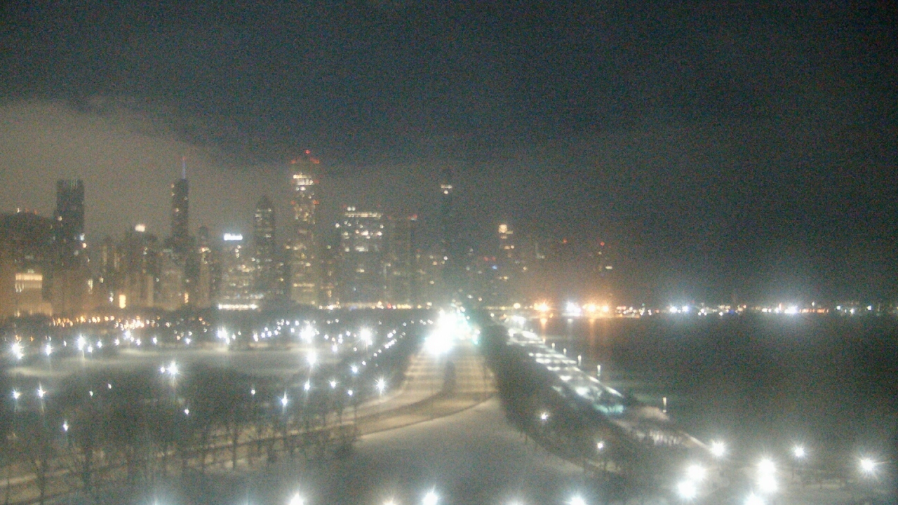 Thumbnail for current weather camera view from The Field Museum in Chicago, Illinois