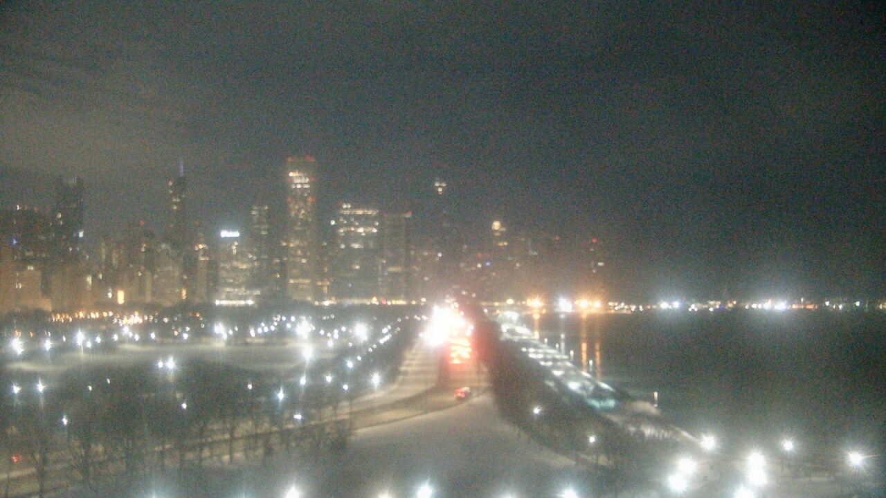 Thumbnail for current weather camera view from The Field Museum in Chicago, Illinois
