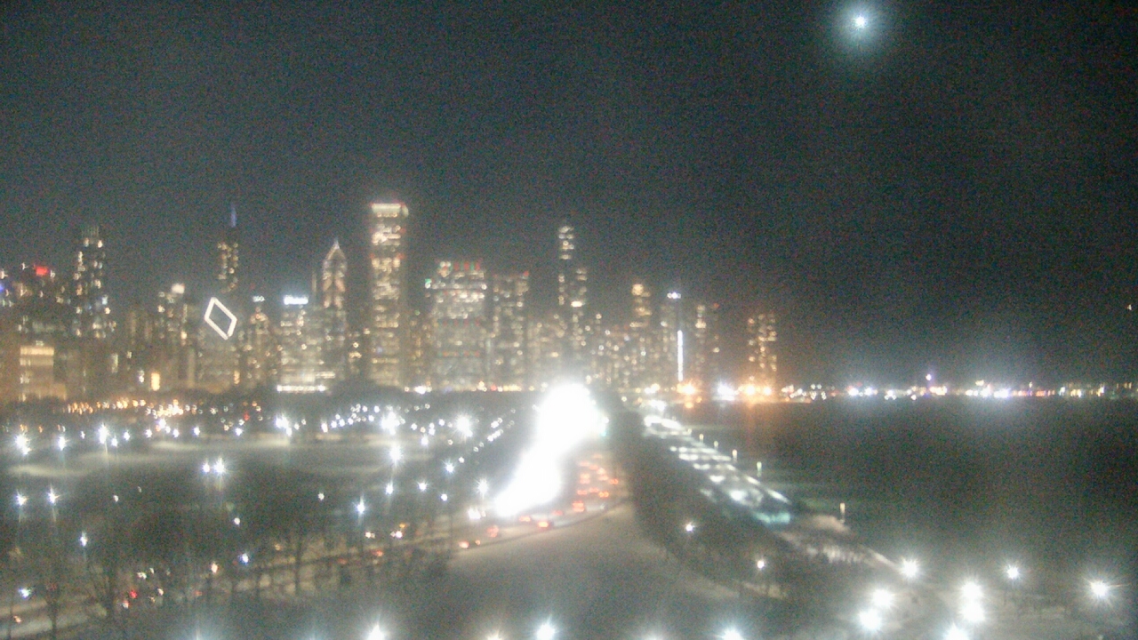 Thumbnail for current weather camera view from The Field Museum in Chicago, Illinois