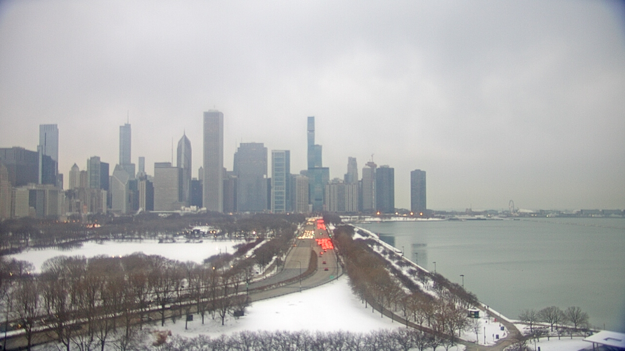 Thumbnail for current weather camera view from The Field Museum in Chicago, Illinois