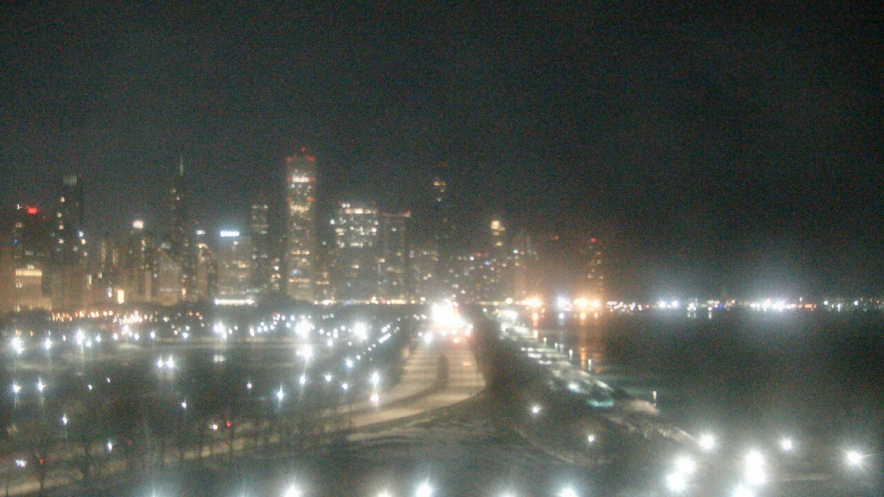 Thumbnail for current weather camera view from The Field Museum in Chicago, Illinois