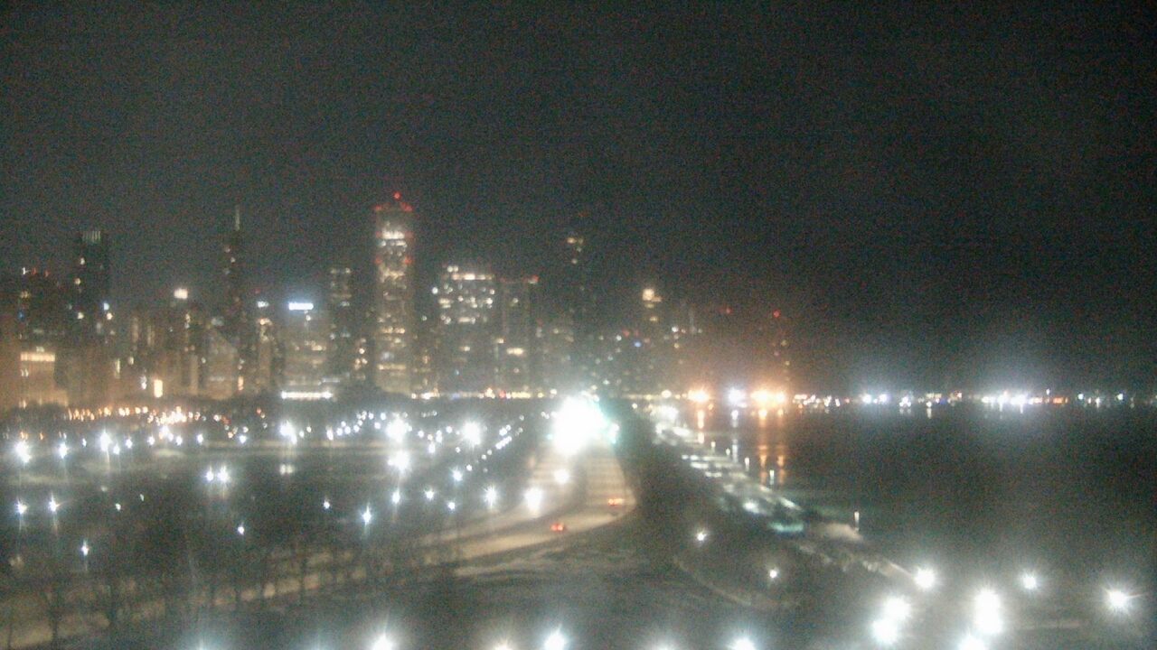 Thumbnail for current weather camera view from The Field Museum in Chicago, Illinois