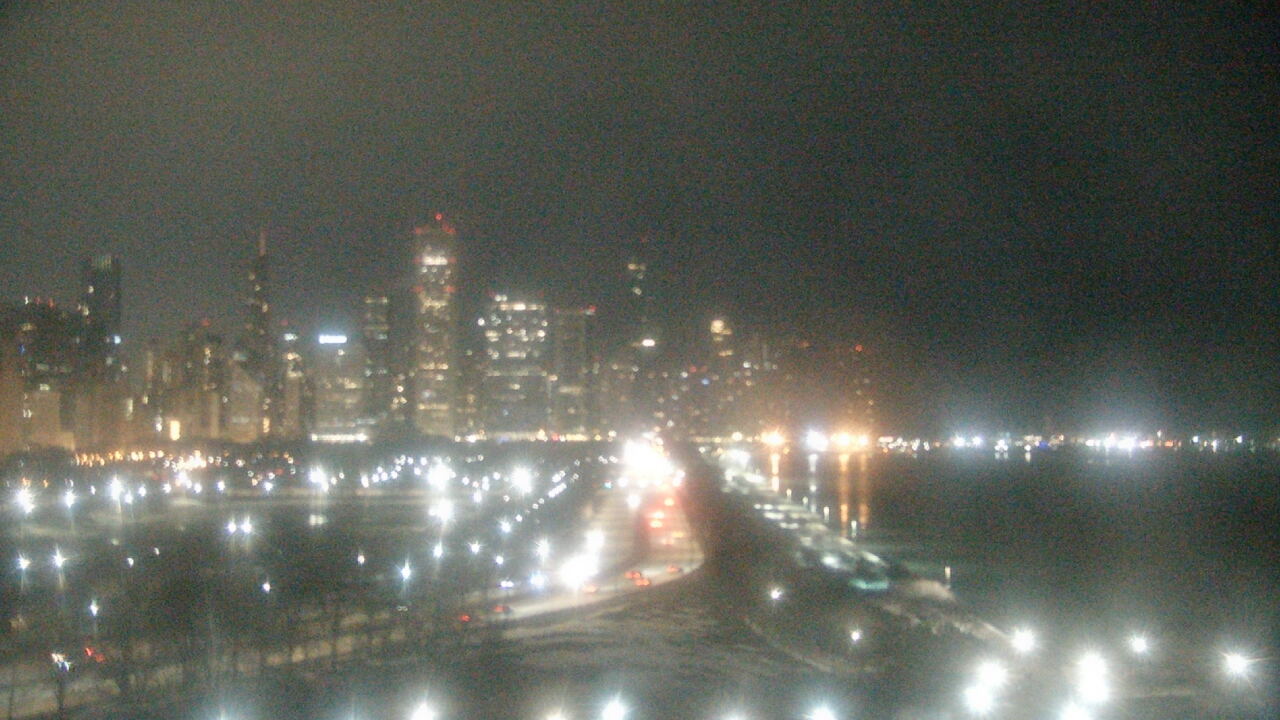 Thumbnail for current weather camera view from The Field Museum in Chicago, Illinois