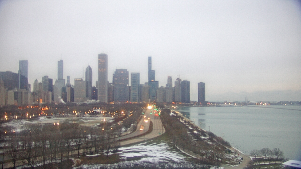 Thumbnail for current weather camera view from The Field Museum in Chicago, Illinois