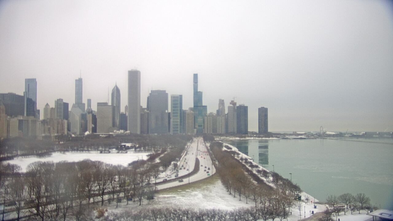 Thumbnail for current weather camera view from The Field Museum in Chicago, Illinois