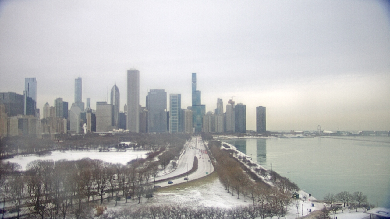 Thumbnail for current weather camera view from The Field Museum in Chicago, Illinois
