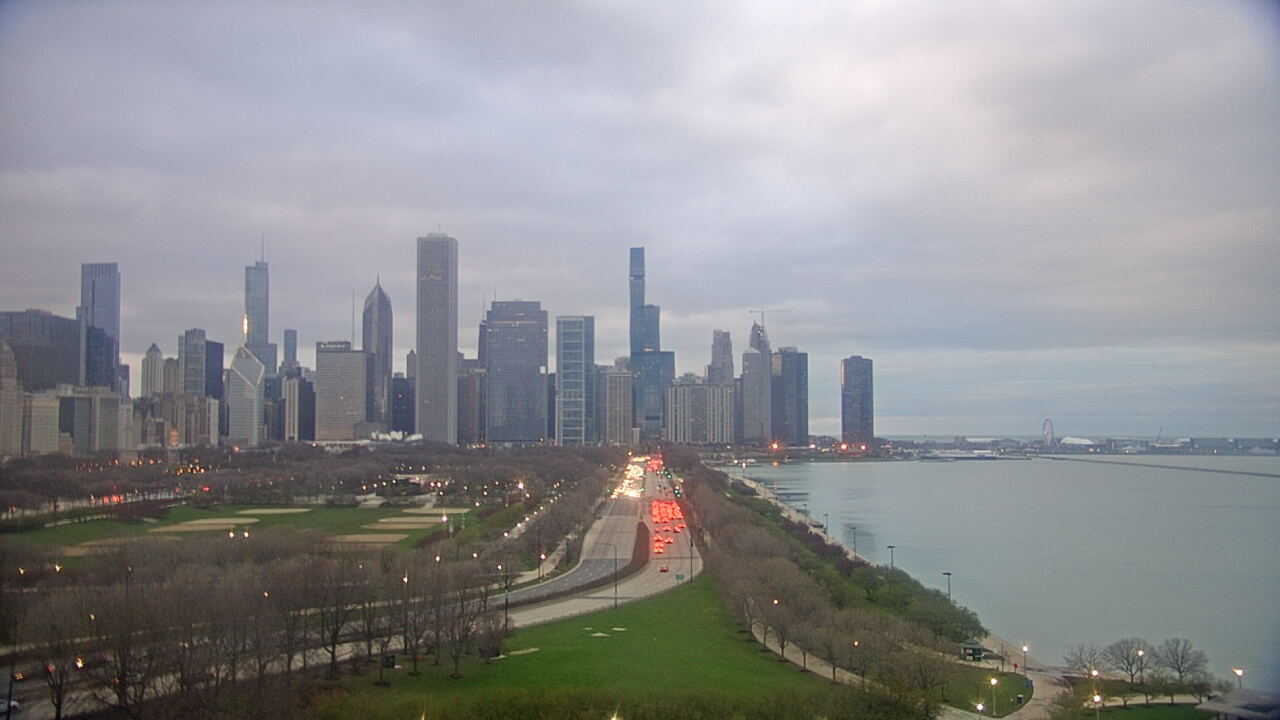 Thumbnail for current weather camera view from The Field Museum in Chicago, Illinois