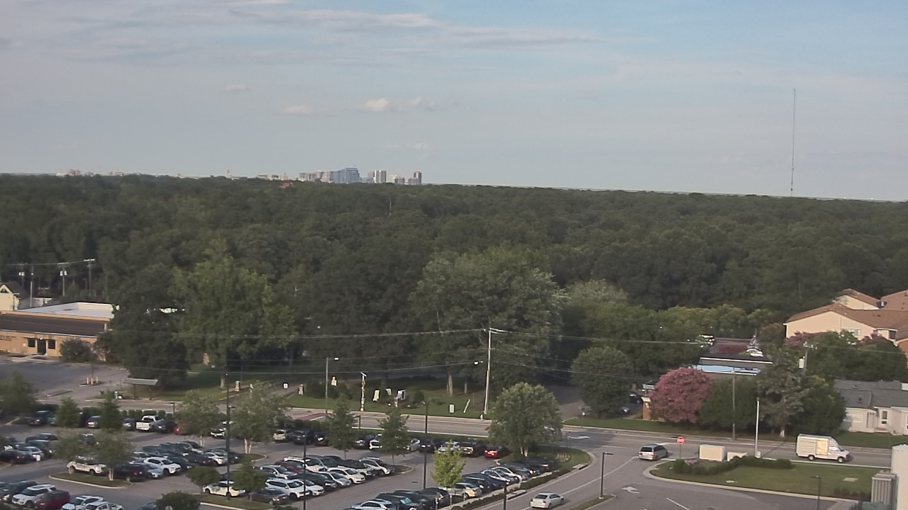 Thumbnail for current weather camera view from Chippenham Hospital in Richmond, Virginia