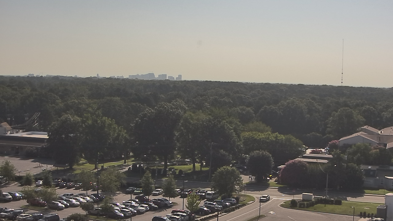 Thumbnail for current weather camera view from Chippenham Hospital in Richmond, Virginia