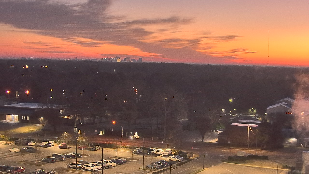 Thumbnail for current weather camera view from Chippenham Hospital in Richmond, Virginia