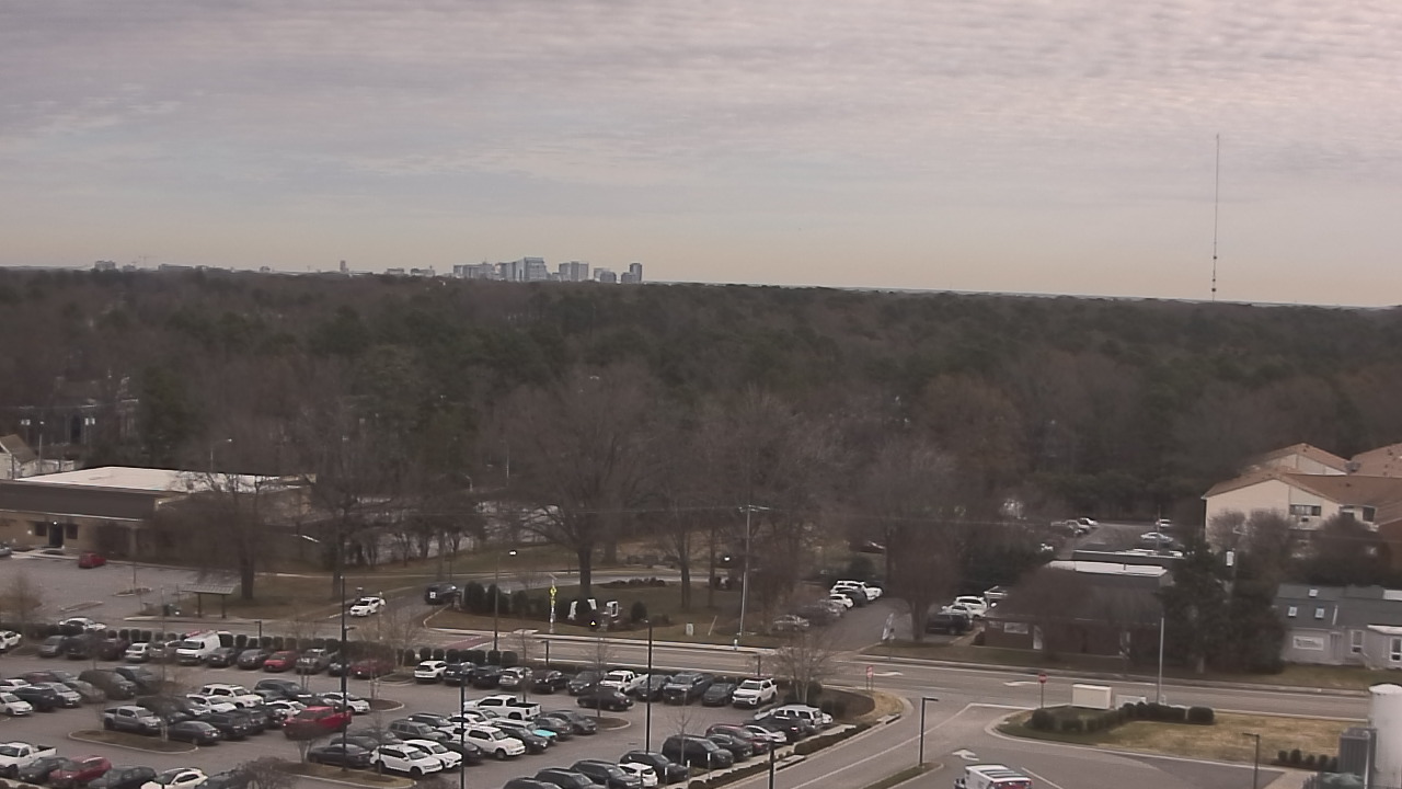 Thumbnail for current weather camera view from Chippenham Hospital in Richmond, Virginia