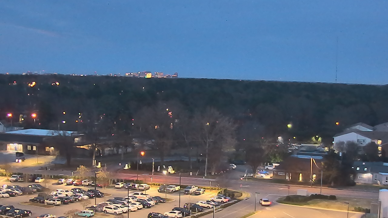 Thumbnail for current weather camera view from Chippenham Hospital in Richmond, Virginia