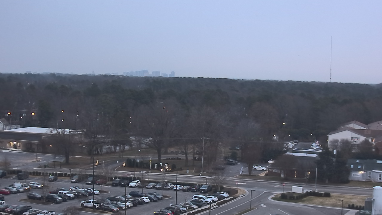 Thumbnail for current weather camera view from Chippenham Hospital in Richmond, Virginia