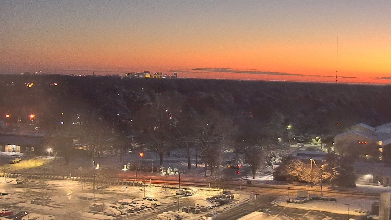 Thumbnail for current weather camera view from Chippenham Hospital in Richmond, Virginia