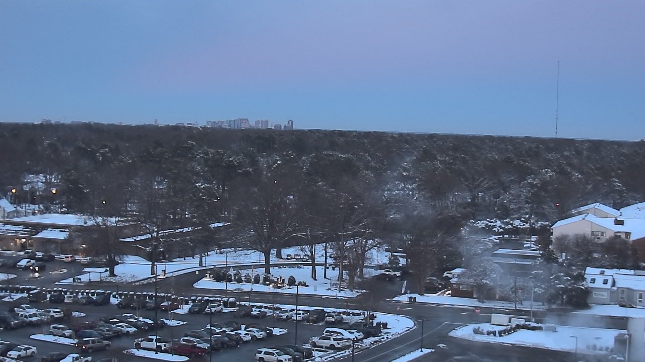 Thumbnail for current weather camera view from Chippenham Hospital in Richmond, Virginia