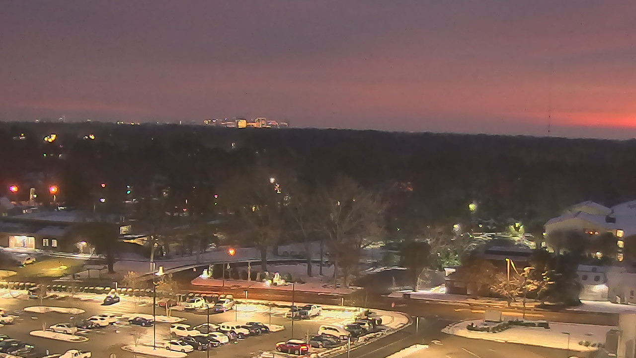 Thumbnail for current weather camera view from Chippenham Hospital in Richmond, Virginia