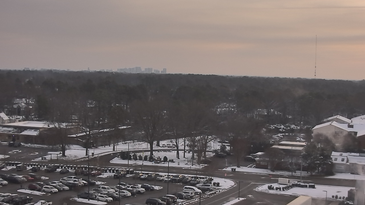 Thumbnail for current weather camera view from Chippenham Hospital in Richmond, Virginia