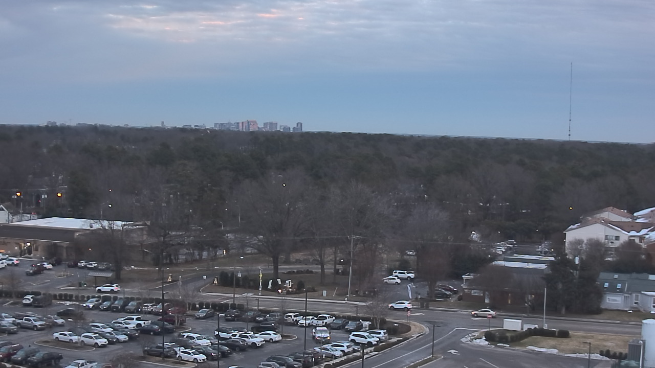 Thumbnail for current weather camera view from Chippenham Hospital in Richmond, Virginia
