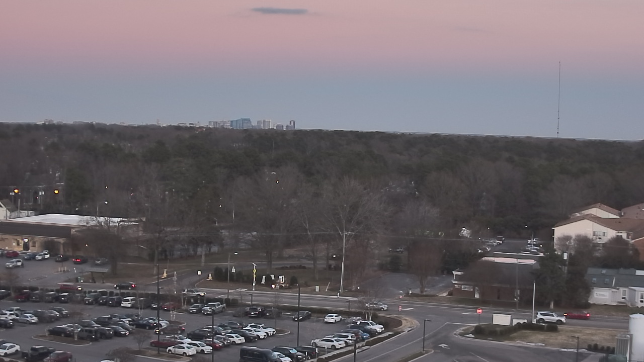 Thumbnail for current weather camera view from Chippenham Hospital in Richmond, Virginia