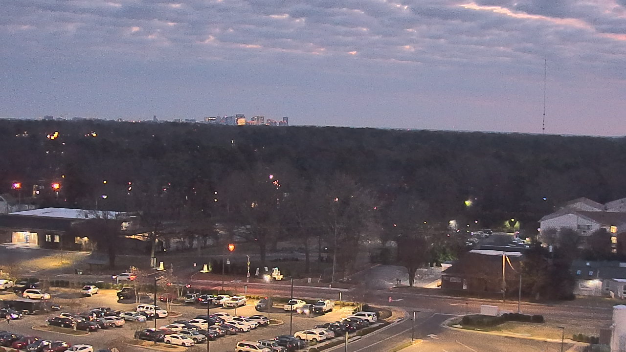 Thumbnail for current weather camera view from Chippenham Hospital in Richmond, Virginia