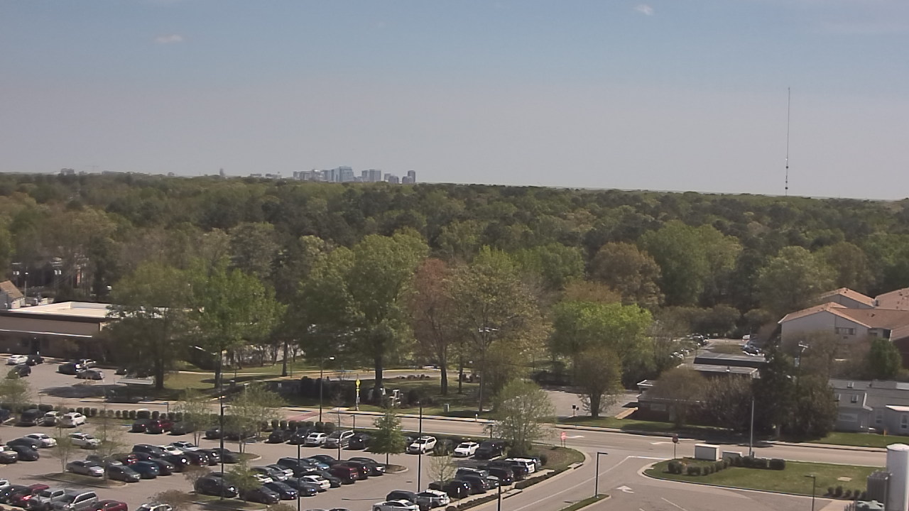 Thumbnail for current weather camera view from Chippenham Hospital in Richmond, Virginia