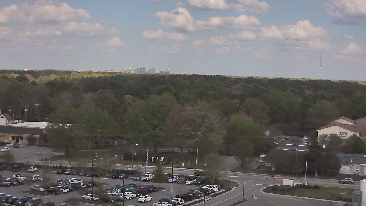 Thumbnail for current weather camera view from Chippenham Hospital in Richmond, Virginia