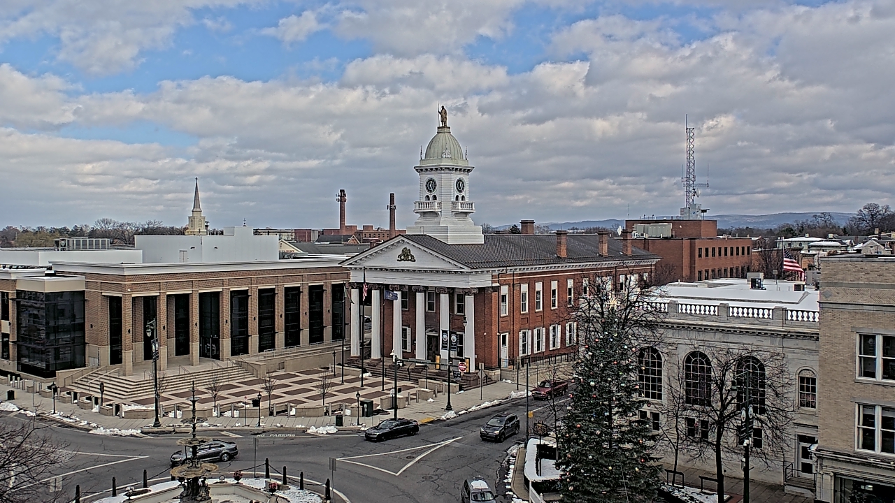 Thumbnail for current weather camera view from Franklin County 11-30 Visitors Center in Chambersburg, Pennsylvania
