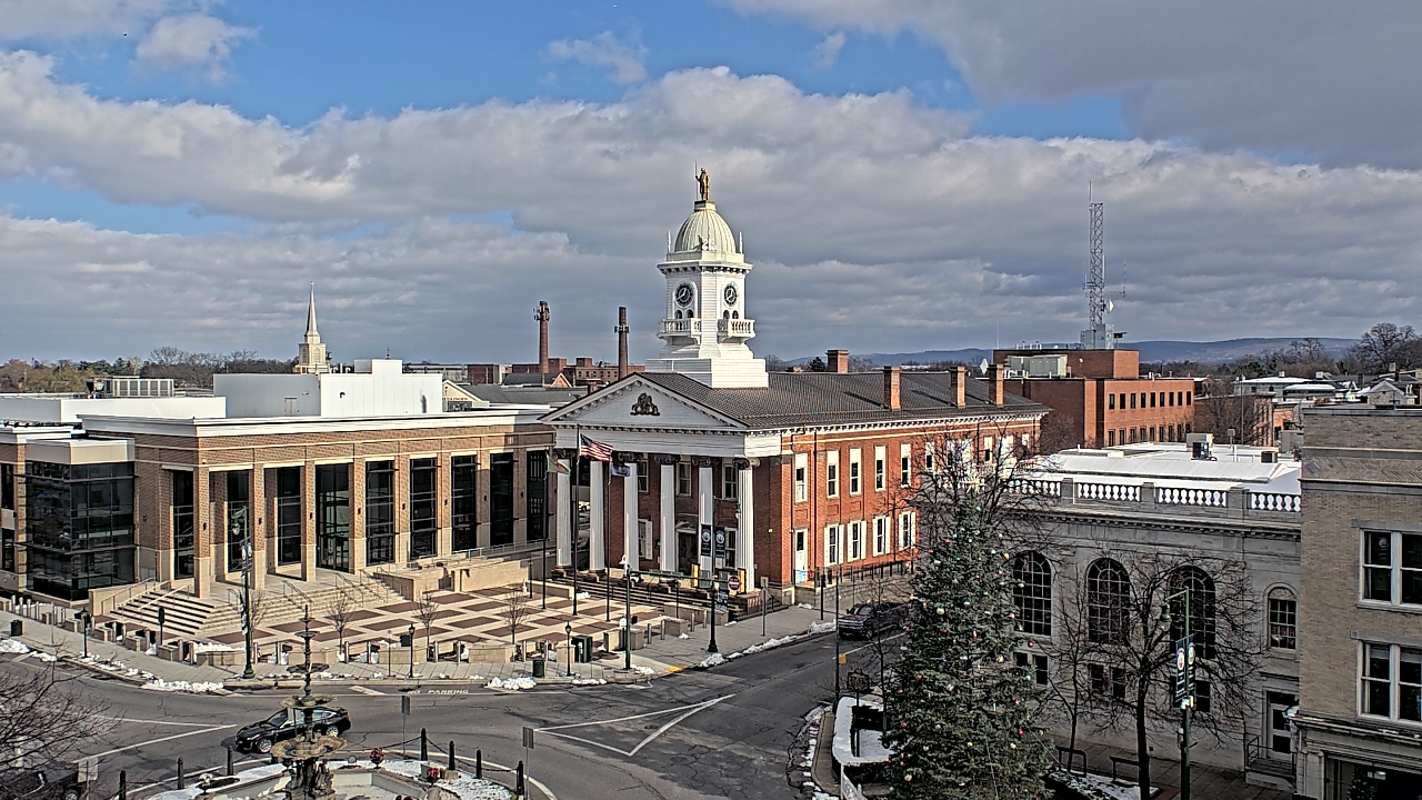 Thumbnail for current weather camera view from Franklin County 11-30 Visitors Center in Chambersburg, Pennsylvania