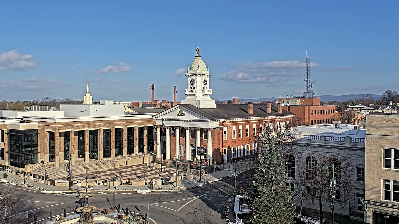 Thumbnail for current weather camera view from Franklin County 11-30 Visitors Center in Chambersburg, Pennsylvania