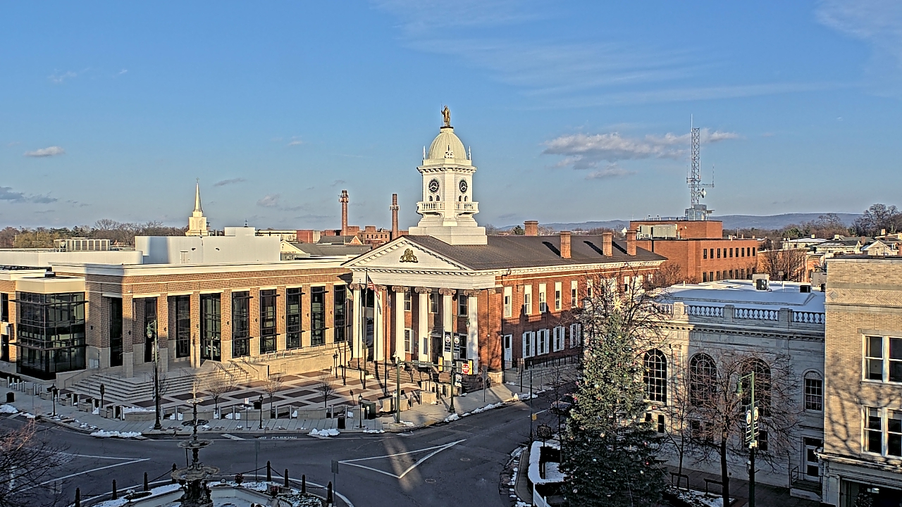 Thumbnail for current weather camera view from Franklin County 11-30 Visitors Center in Chambersburg, Pennsylvania
