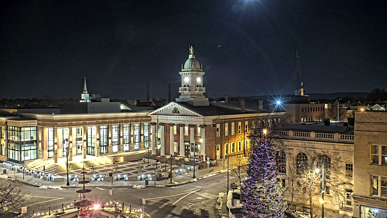 Thumbnail for current weather camera view from Franklin County 11-30 Visitors Center in Chambersburg, Pennsylvania