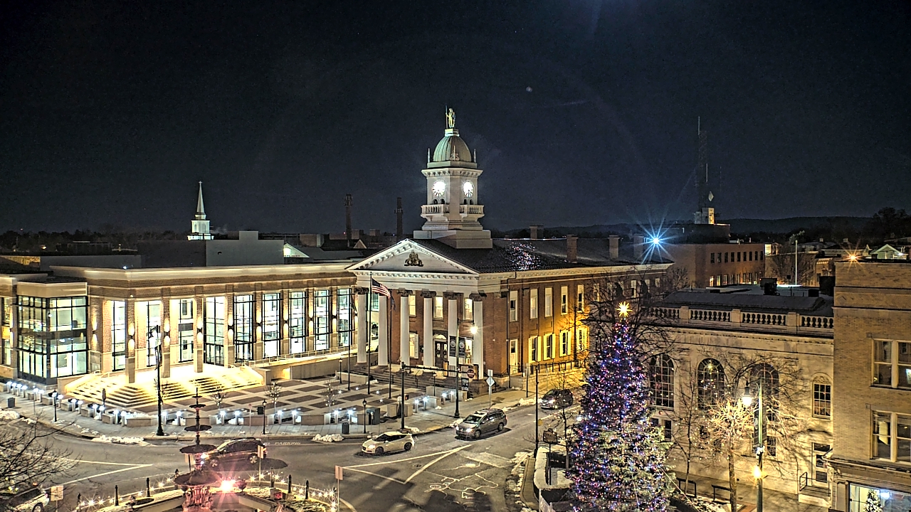 Thumbnail for current weather camera view from Franklin County 11-30 Visitors Center in Chambersburg, Pennsylvania