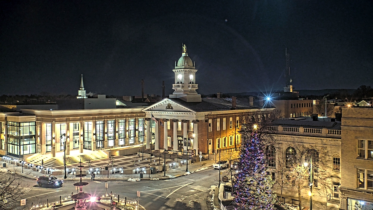 Thumbnail for current weather camera view from Franklin County 11-30 Visitors Center in Chambersburg, Pennsylvania