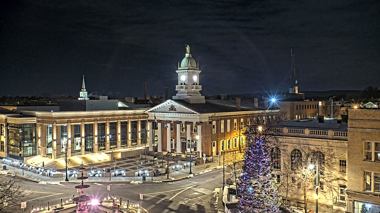 Thumbnail for current weather camera view from Franklin County 11-30 Visitors Center in Chambersburg, Pennsylvania