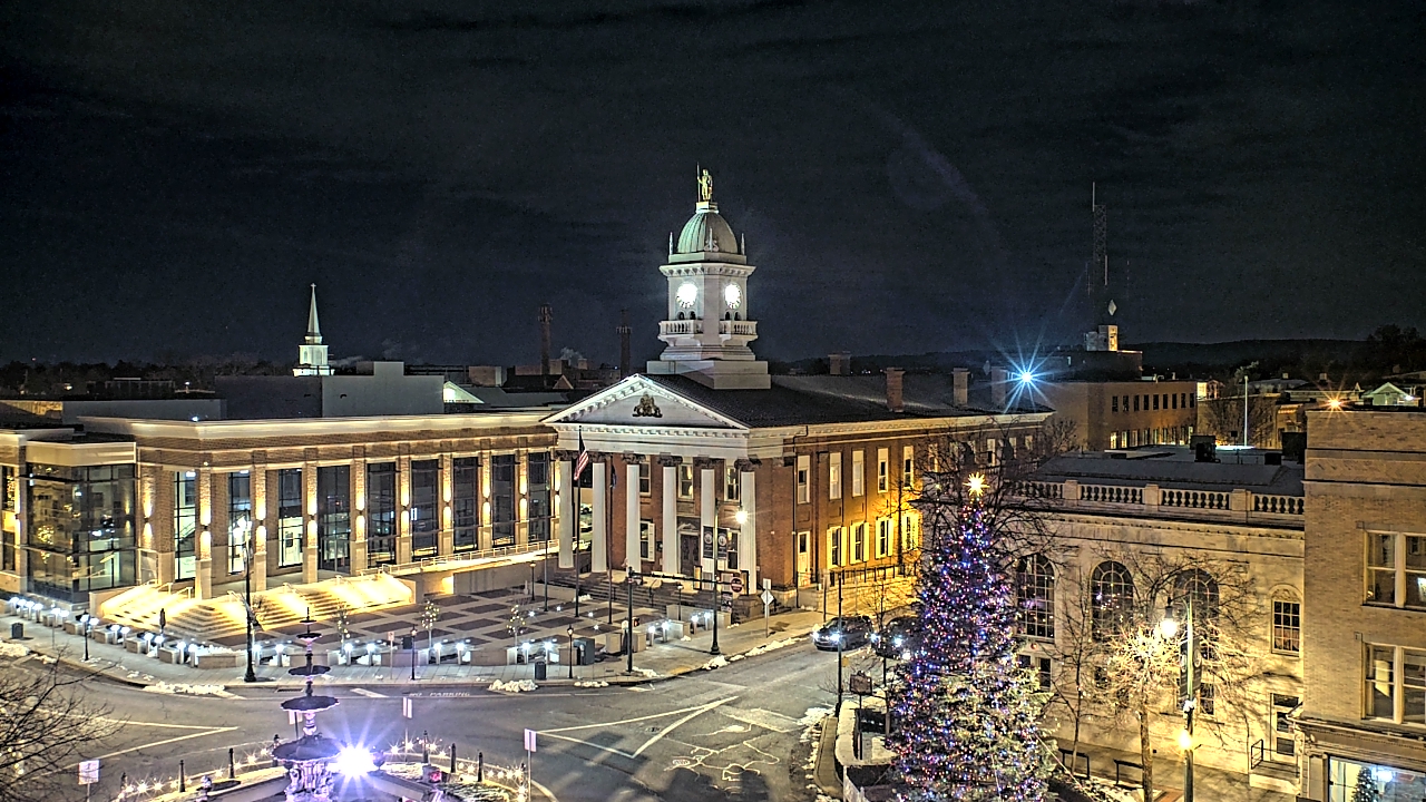 Thumbnail for current weather camera view from Franklin County 11-30 Visitors Center in Chambersburg, Pennsylvania