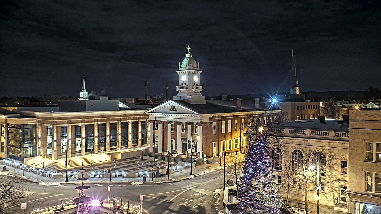 Thumbnail for current weather camera view from Franklin County 11-30 Visitors Center in Chambersburg, Pennsylvania