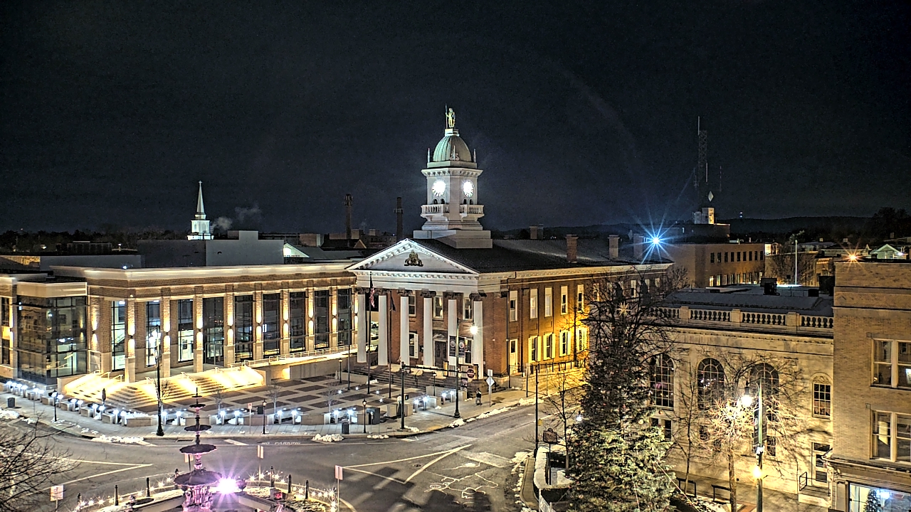 Thumbnail for current weather camera view from Franklin County 11-30 Visitors Center in Chambersburg, Pennsylvania